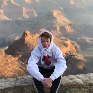 Meet your Posher, Anthony